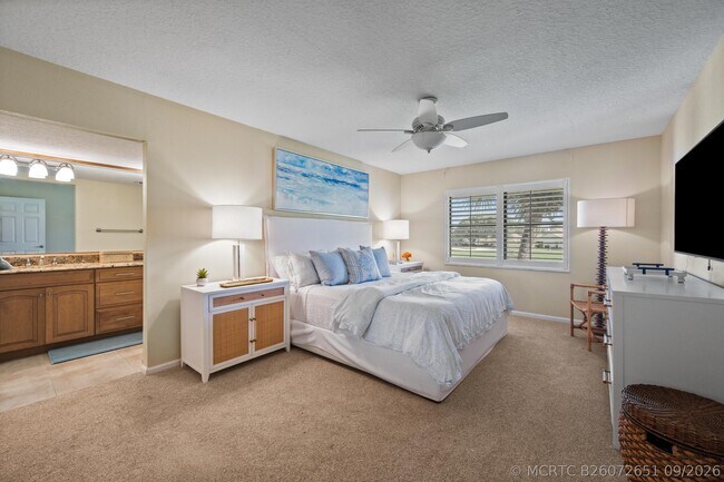 Building Photo - 16914 Waterbend Dr