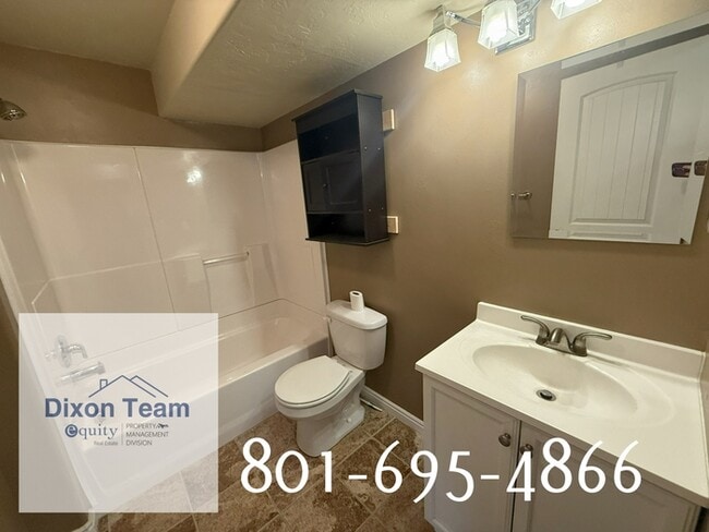 Building Photo - 625 Quinn Ct