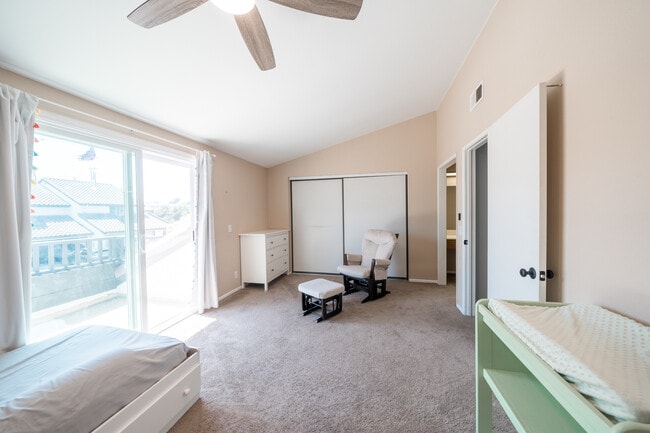 Building Photo - 1808 Cottonwood Ave