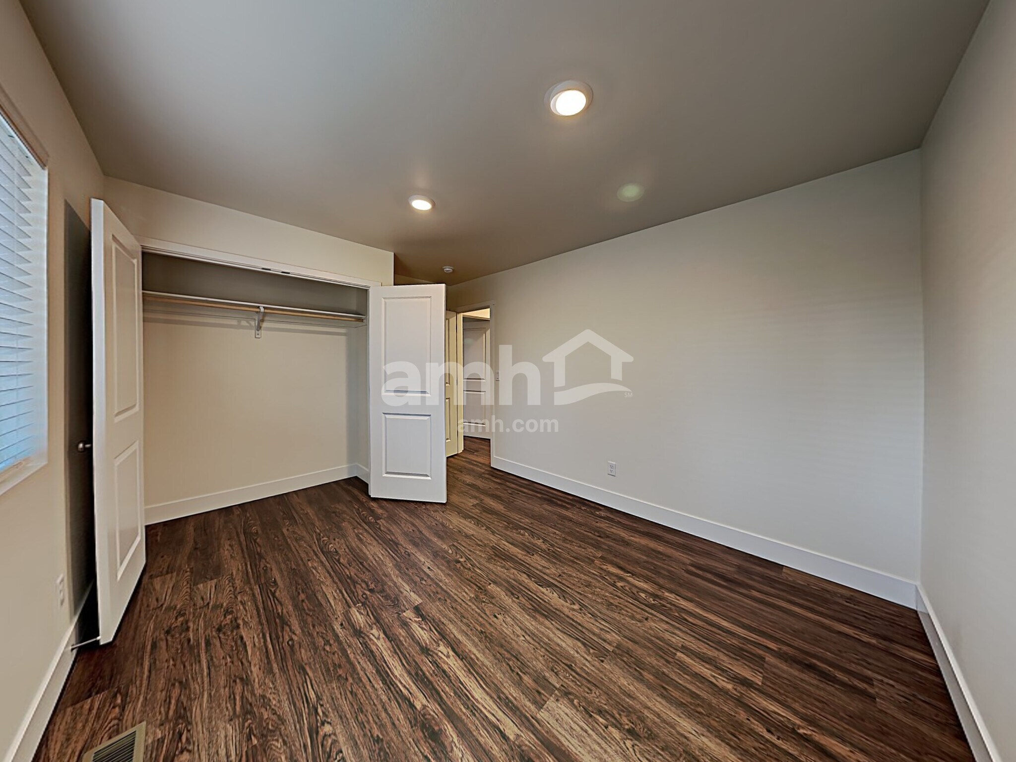 Building Photo - 1708 194th St Ct E