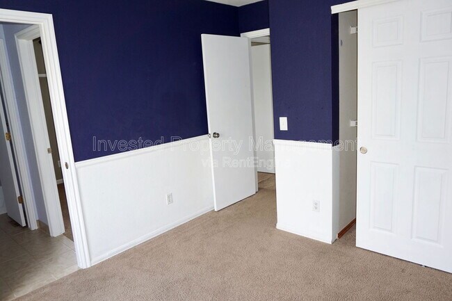 Building Photo - 9847 Sydney Ln