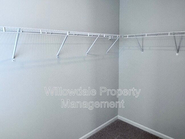 Building Photo - 398 Chesapeake Cmns St