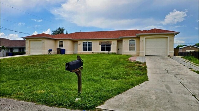 Primary Photo - 2218 Putter Ln