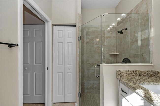 Building Photo - 2022 NW 58th Ct