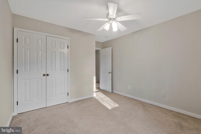 Building Photo - 1215 Delta Glen Ct
