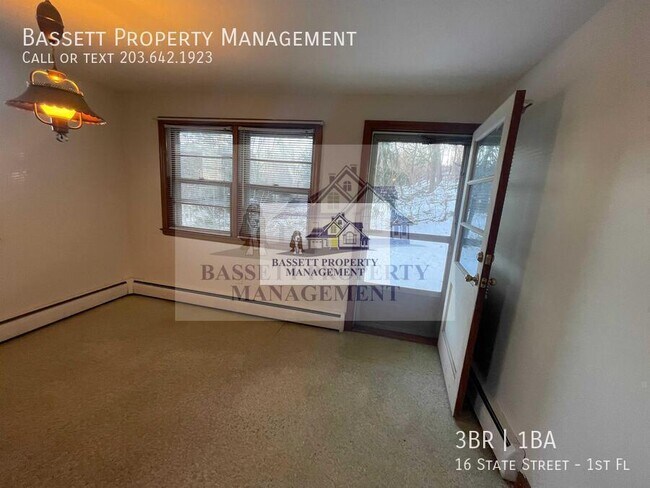 Building Photo - 16 State St