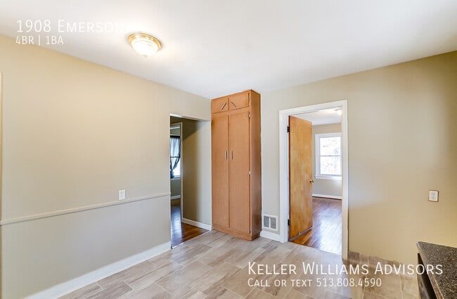 Building Photo - 1908 Emerson-