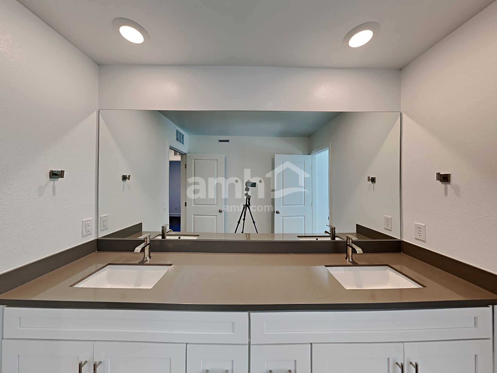 Building Photo - 4844 Blushing Star St
