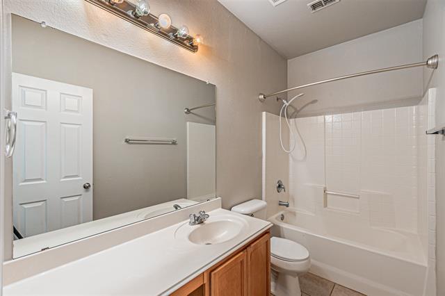 Building Photo - 3733 Vista Greens Dr