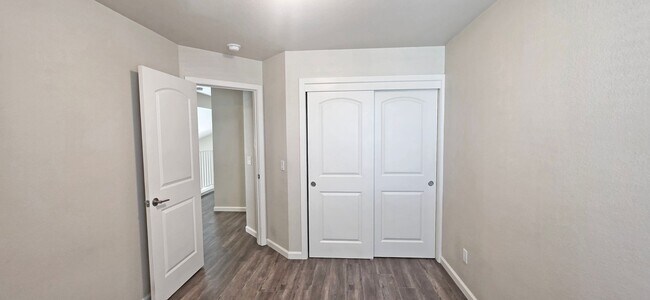 Building Photo - 1982 Dogwood Dr