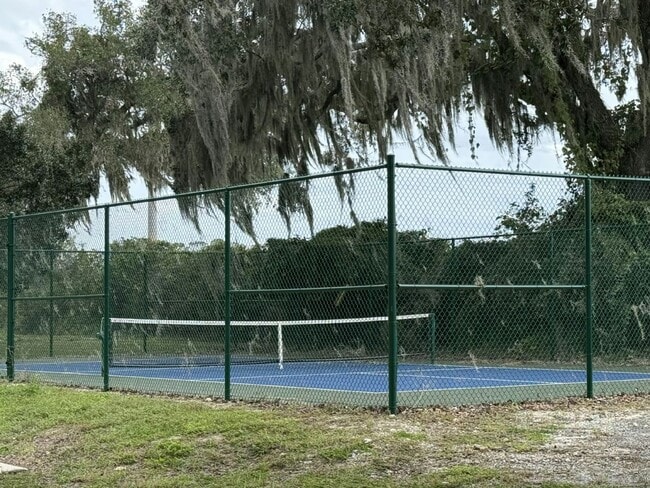 Building Photo - 7250 FL-44