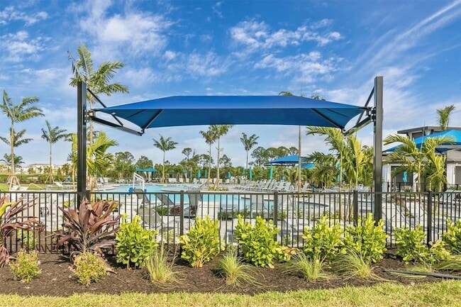 Building Photo - 12240 Wellen Golf St