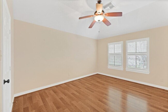 Building Photo - 2507 Watts St