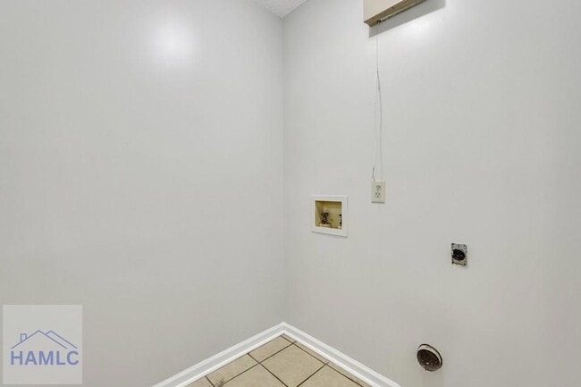 Building Photo - 734 Timber Ridge Trail