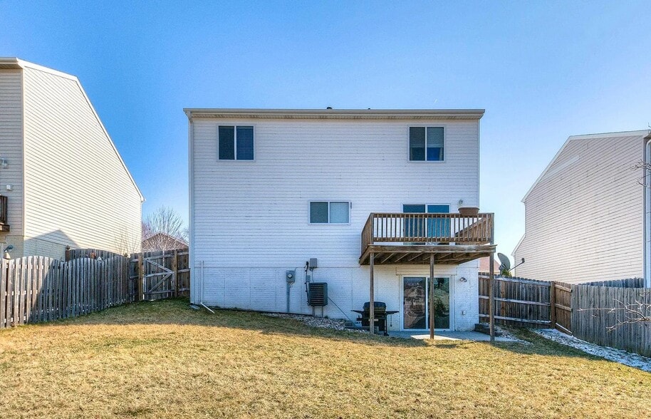 Building Photo - 8920 N 155th St