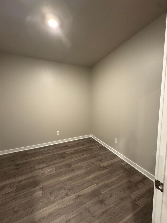 Building Photo - Beautiful 3 Bed 2 Bath Home in Shelbyville