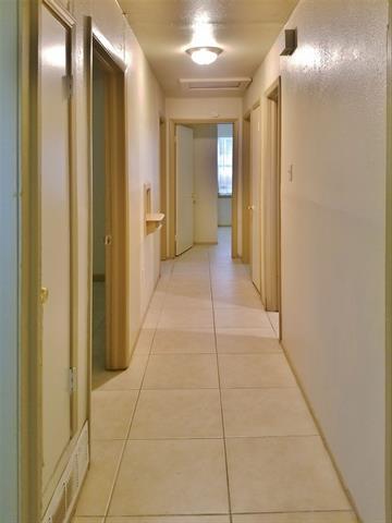 Building Photo - 8224 Campanella Dr
