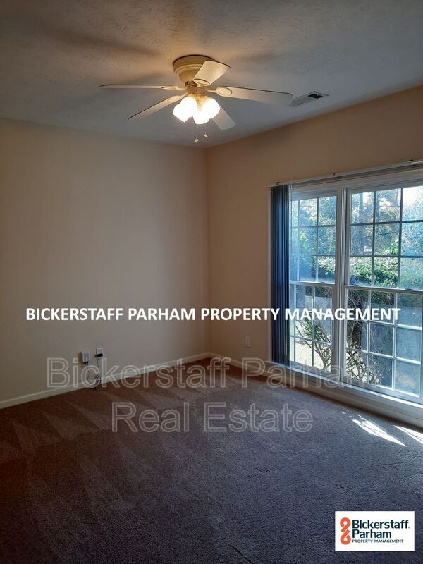 Building Photo - 5220 Boyd Dr