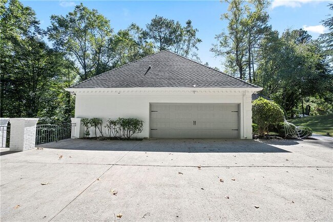 Building Photo - 4415 Northside Chase NW