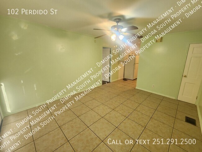 Building Photo - 102 Perdido St