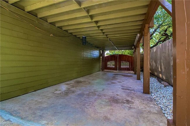 Building Photo - 5005 Tahoe Trail