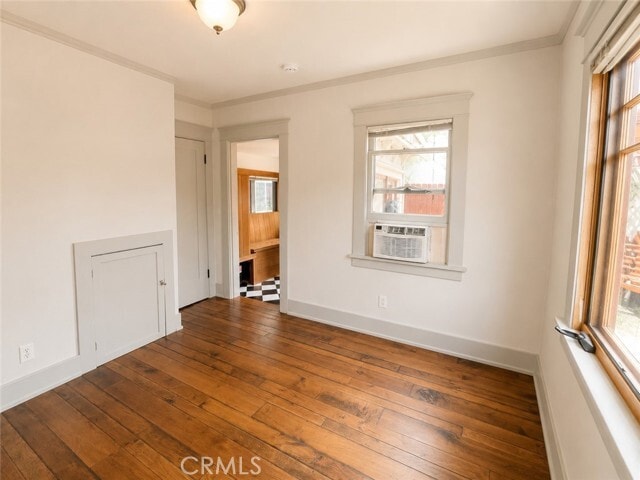 Building Photo - 115 E Garfield Ave
