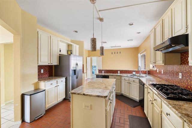 Building Photo - 2116 Houlton Ln