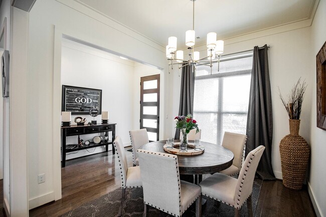 Building Photo - 8707 W Flycatcher Pl