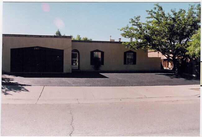 Primary Photo - 2817 Palo Verde Dr NE