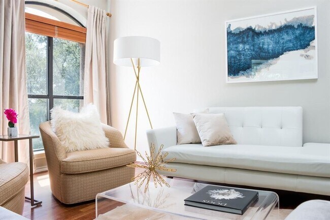 Building Photo - 1000 Liberty Park Dr