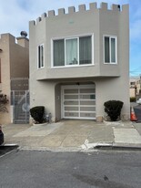 Building Photo - 24 Castle Manor Ave