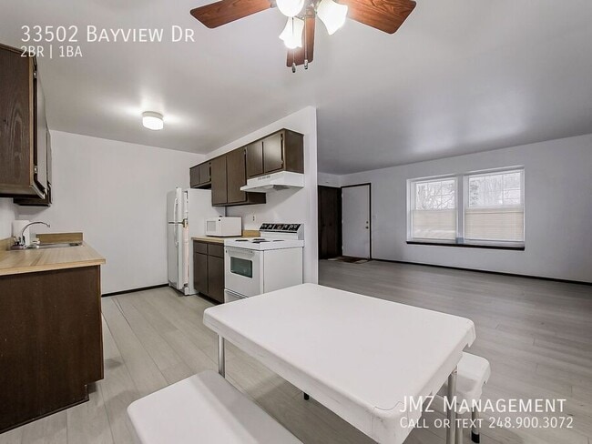 Building Photo - 33502 Bayview Dr