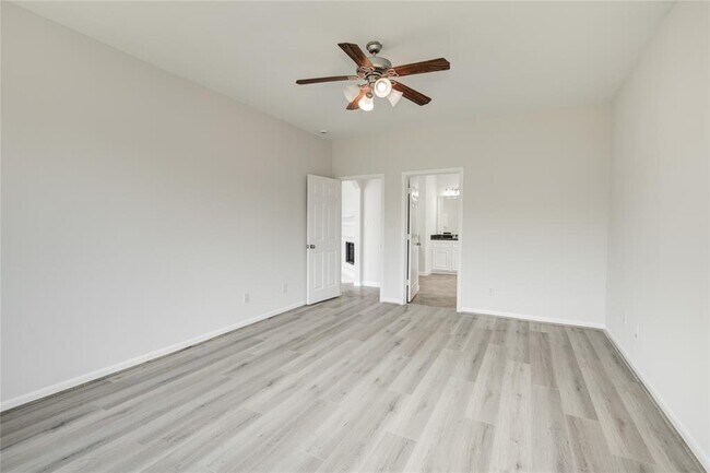 Building Photo - 26122 Salt Creek Ln