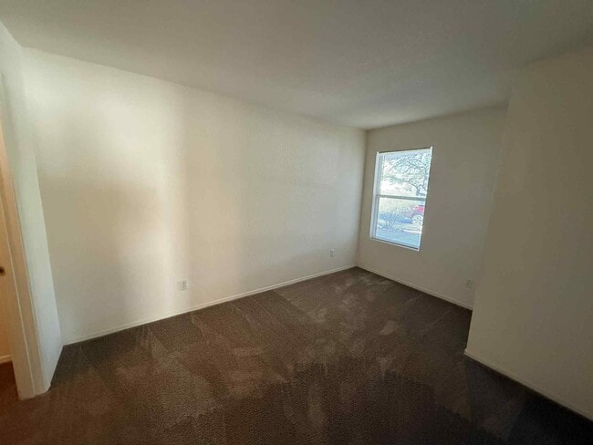 Building Photo - 13735 E Shadow Pines Ln