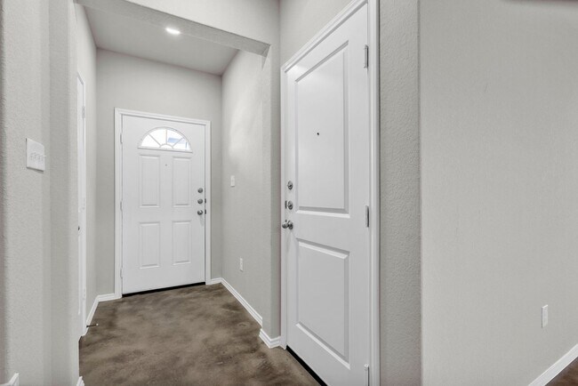 Building Photo - 7239 Converse Ridge Ln