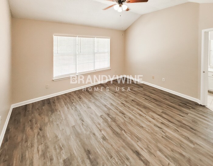 Building Photo - 9628 Daly Dr