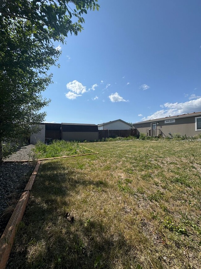 Building Photo - Charming & Updated Home in Kittitas, WA