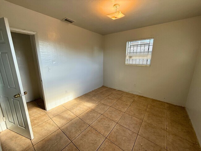 Building Photo - 9745 NW 20th Ave