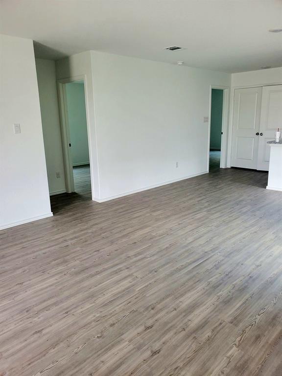 Building Photo - 7102 Satellite Wy