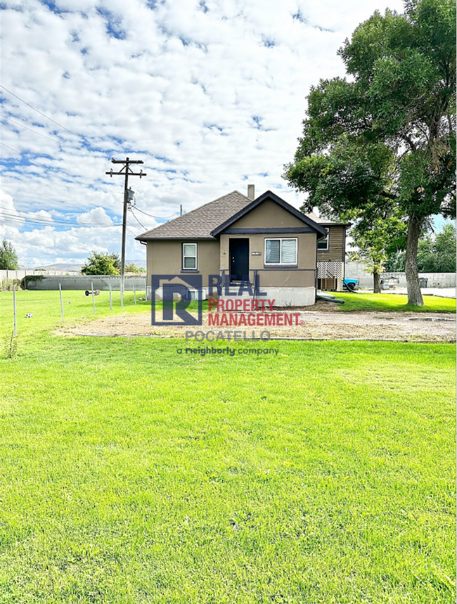 Building Photo - 13514 N Yellowstone Hwy