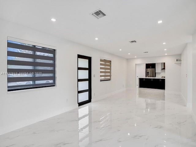 Building Photo - 7881 Hope St