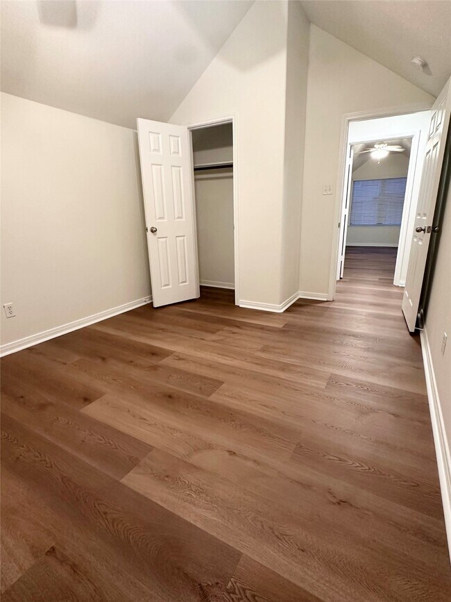 Building Photo - 176 Binnacle Ct