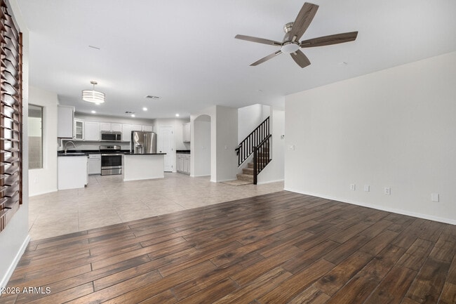 Building Photo - 10046 W Veliana Way