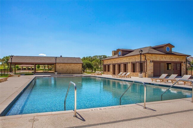 Building Photo - 8517 Grenadier Dr