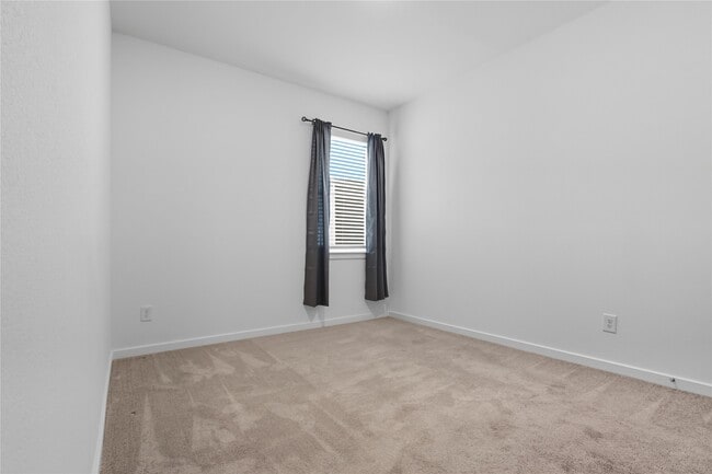 Building Photo - 21811 White Bellflower Ln