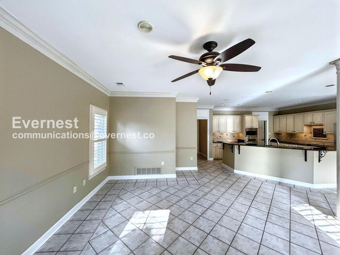 Building Photo - 10265 Buckland Bluff Cove