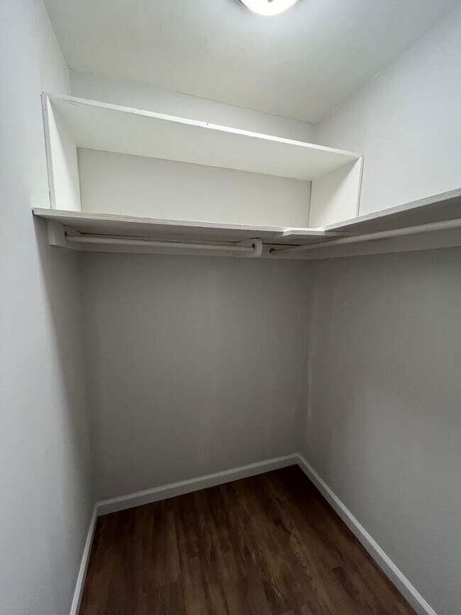 Building Photo - Modern Studio Living in Guttenberg's Fines...