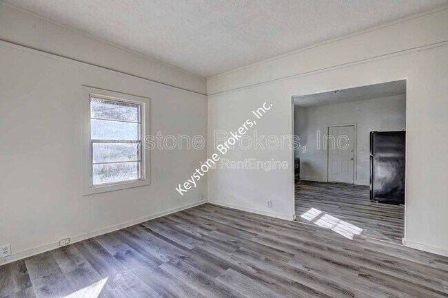 Building Photo - 760 Magnolia Dr