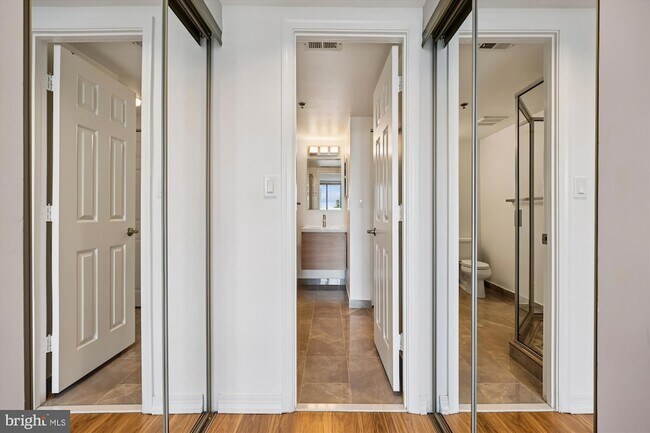 Building Photo - 5809 Nicholson Ln