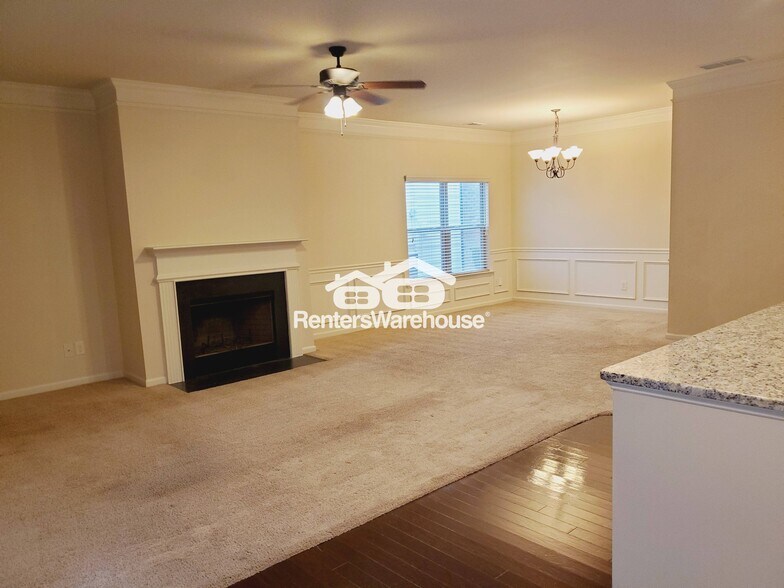 Building Photo - 1820 Homeside Dr